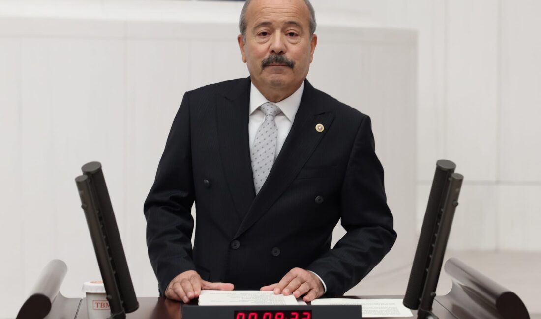‘Her zaman olduğu gibi bugün de üreticimizin yanındayız’ Milliyetçi Hareket Partisi (MHP) Afyonkarahisar Milletvekili Mehmet Taytak, don olayı