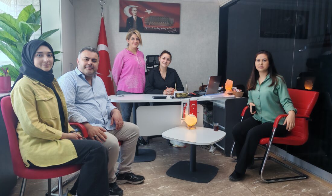 Akademideyiz Genel Yayın Yönetmeni Akar’dan Afyonşehir’e ziyaret Akademideyiz Genel Yayın Yönetmeni Bedrettin Akar, Turkuvaz Medya Afyonşehir Gazetesini