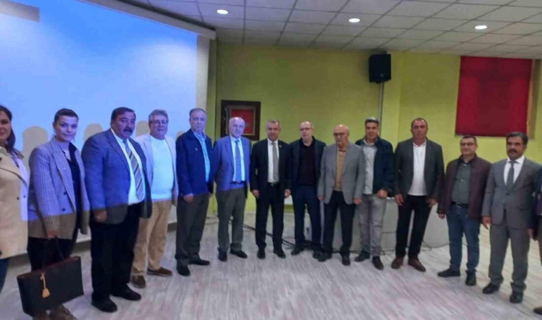 Afyonkarahisar’da vergi uygulamaları toplantısı yapıldı Afyonkarahisar Defterdarlığı ile Serbest Muhasebeci Mali Müşavirler Odası’nın iş birliğinde