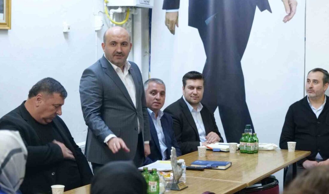 AK Parti Beylikova İlçe Teşkilatı, gelecek dönemi değerlendirdi Eskişehir’de bir araya gelen AK Parti Beylikova İlçe Teşkilatı, gelecek