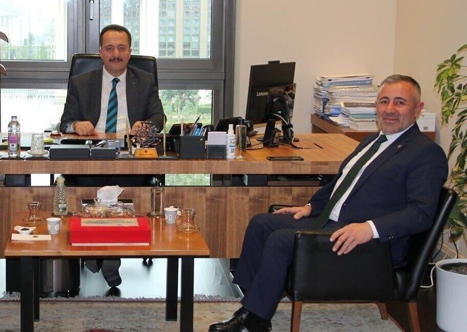 AK Parti İl Başkanı Yıldırım, 170’nci Genişletilmiş İl Başkanları Toplantısı’na katıldı. AK Parti Bilecik İl Başkanı Serkan Yıldırım, Cumhurbaşkanı ve AK
