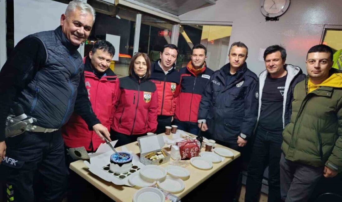 AKUT ekibi Polis haftasına özel ziyaret gerçekleştirdi Türk Polis Teşkilatı’nın 180. kuruluş yıl dönümü dolayısıyla AKUT Eskişehir