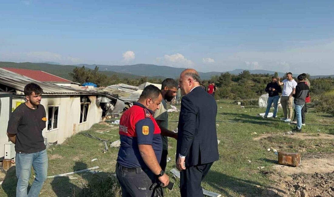 Başkan Torun, yangın sonrası inceleme yaptı Bilecik’in Osmaneli Belediye Başkanı Bekir Torun, konteyner yangını sonrası alanda
