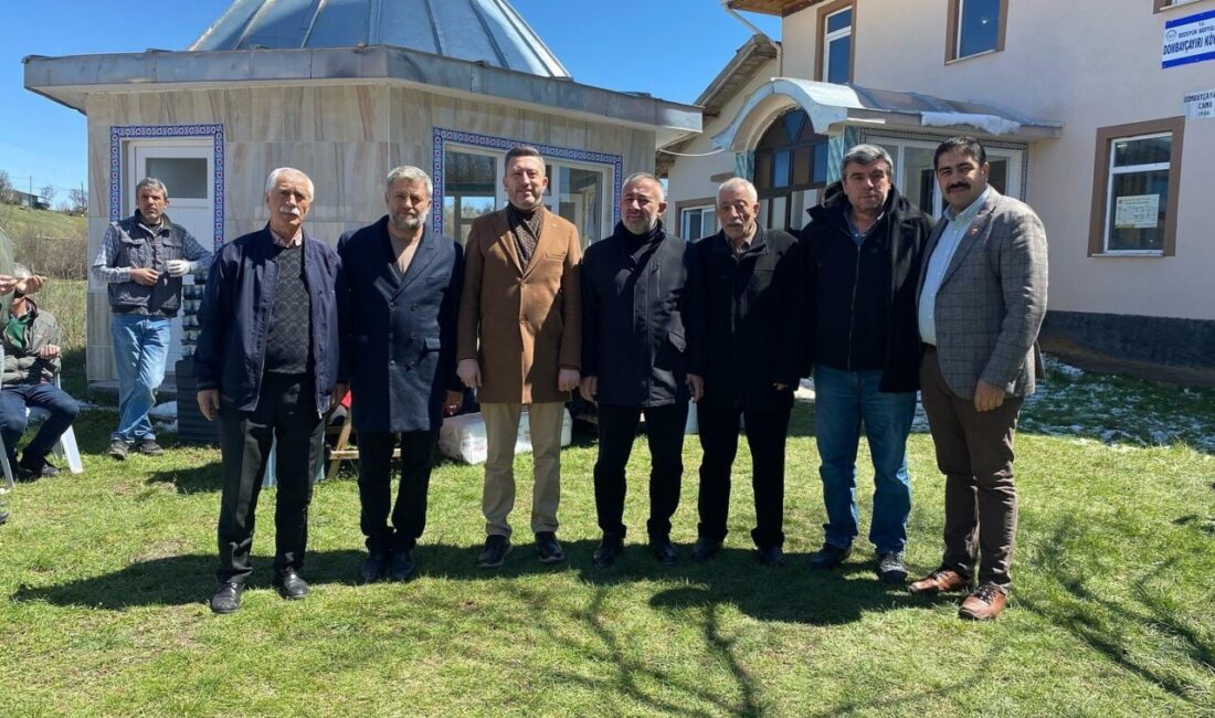 Başkan Yıldırım’dan taziye ziyareti AK Parti Bilecik İl Başkanı Serkan Yıldırım, Bozüyük Kadın Kolları