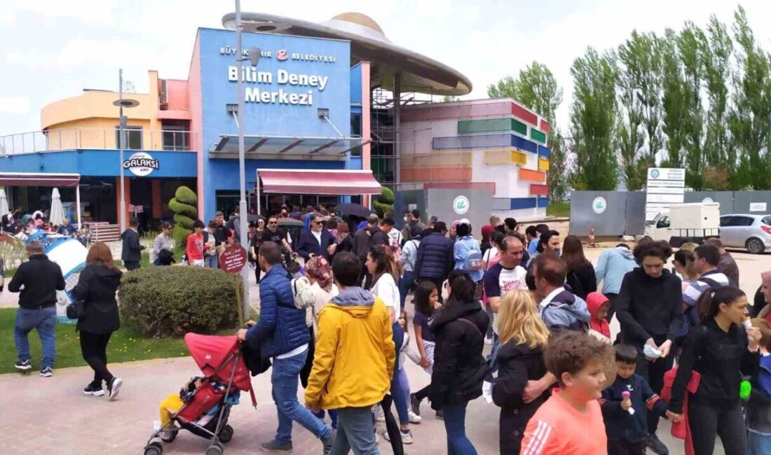 Şehir turizminin gözde kentlerinden Eskişehir, 9 günlük Ramazan Bayramı tatilinde