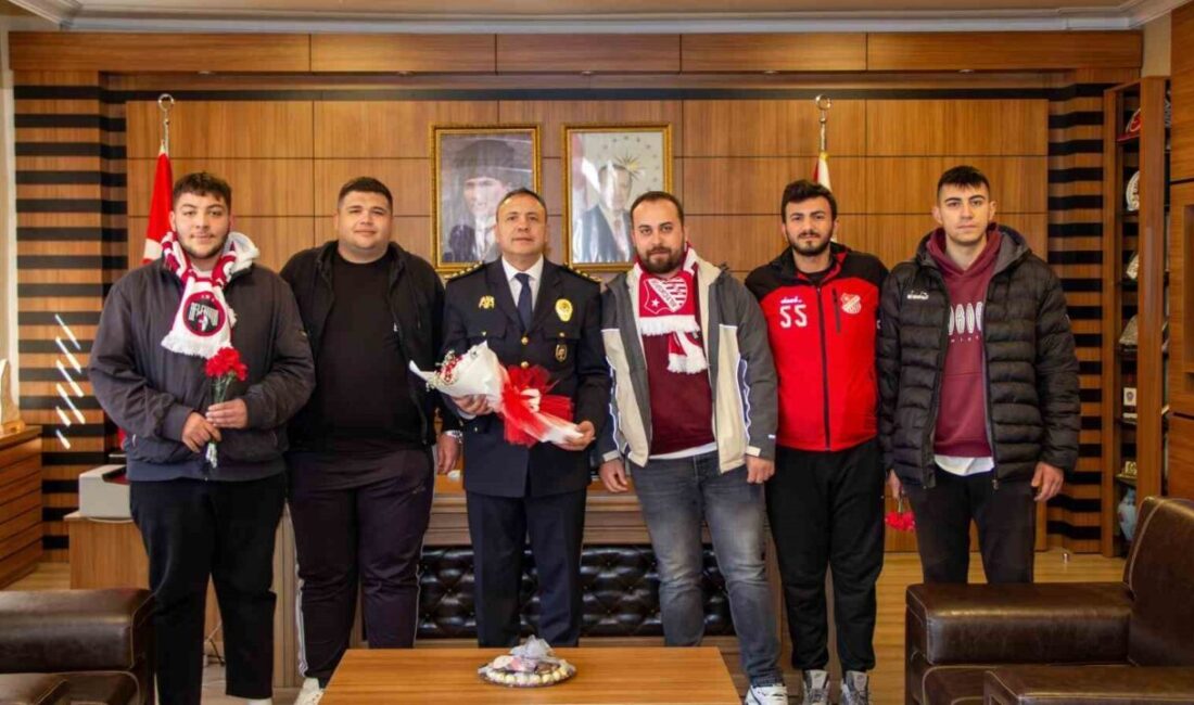 Belekoma Tayfa taraftar grubundan anlamlı ziyaret Bilecik 1. Amatör Lig temsilcisi 1969 Bilecik Spor Kulübünün taraftar