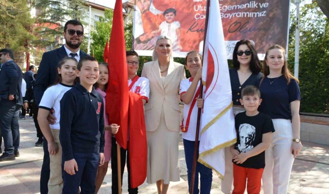 Bilecik’te 23 Nisan kutlamaları başladı Gazi Mustafa Kemal Atatürk’ün tüm dünya çocuklarına armağan ettiği 23