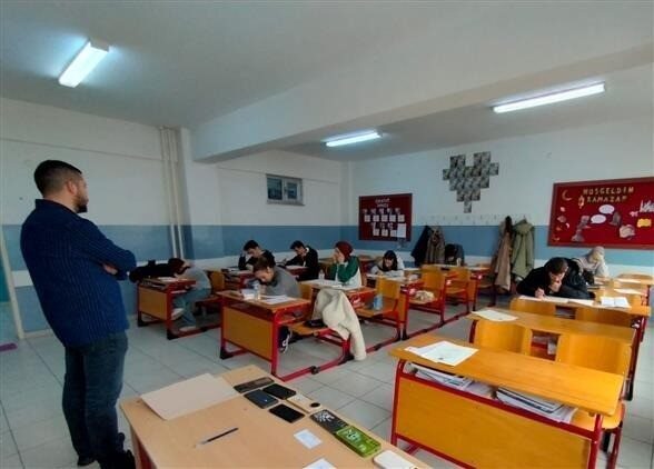 Bilecik’te gençler umreye gidebilmek için yarıştı Diyanet İşleri Başkanlığı’nca lise ve üniversite öğrencilerine yönelik ’Umre Ödüllü