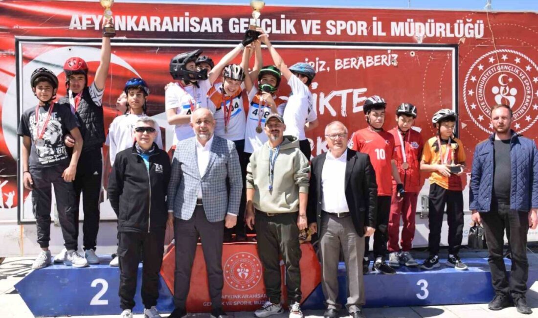 Bisiklet müsabakaları tamamlandı Afyonkarahisar’da okul sporları faaliyet programı çerçevesinde Gençler A, Gençler B