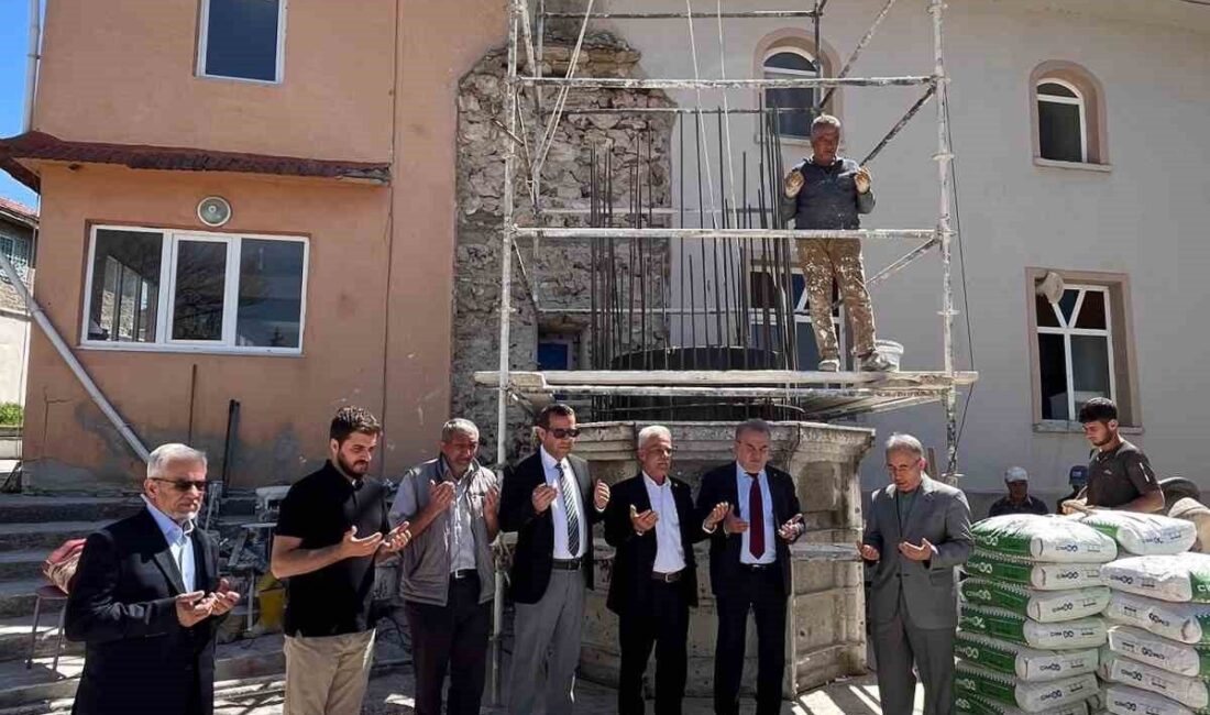 Bozüyük’te cami minaresi için temel atma töreni gerçekleşti Bilecik’in Bozüyük İlçesi’nde yeni yapılacak olan cami minaresi için temel