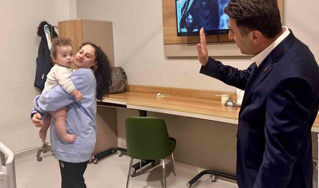 Bozüyük’te tedavi gören vatandaşlara moral ziyareti Bilecik Valisi Şefik Aygöl, Bozüyük Devlet Hastanesi’nde tedavi gören vatandaşlara