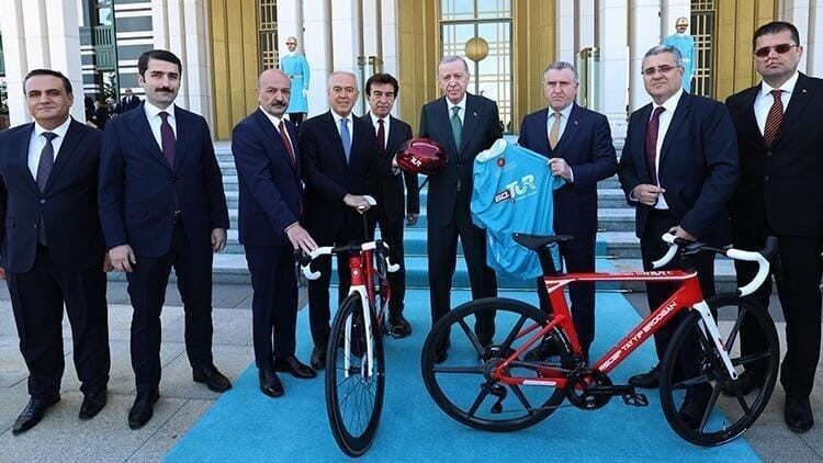 Cumhurbaşkanlığı Türkiye Bisiklet Turuna Eskişehirli sponsor 60’ıncı Cumhurbaşkanlığı Türkiye Bisiklet Turu’na Eskişehirli firma Yeşil Mayo sponsoru
