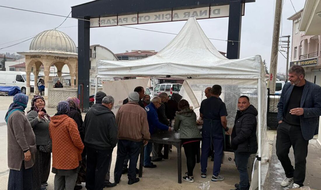 Dinar’da pazarcılara çorba ikramı sürüyor Dinar’da salı günleri kurulan bölgenin en büyük pazarındaki pazarcılara yönelik