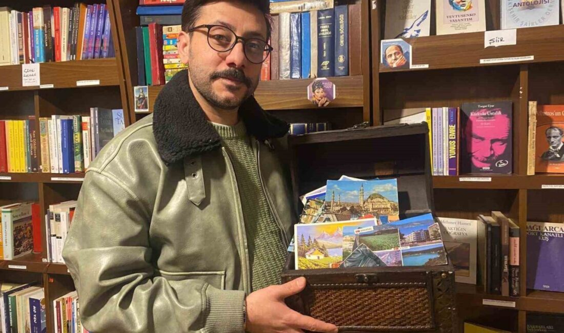 Yeni neslin özellikle eski kartpostallara ilgi gösterdiğini anlatan Eskişehirli sahaf