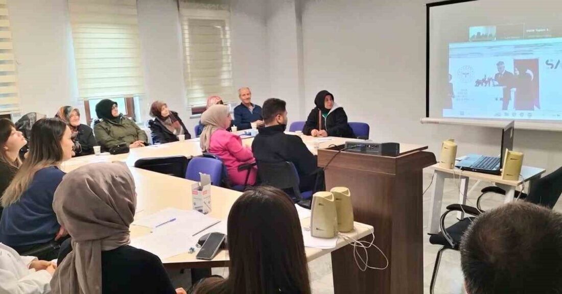 Kütahya’nın Gediz ilçesinde, İlçe Sağlık Müdürlüğü bünyesindeki Sağlıklı Hayat Merkezi