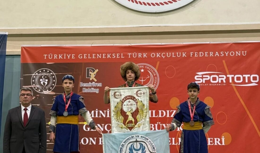 Gedizli sporcuların okçuluk başarısı Kütahya’nın Gediz ilçesinin gururu olan okçular, katıldıkları her turnuvada elde