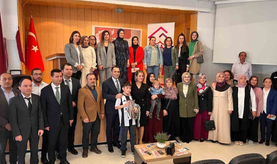 Gölpazarı anlamlı bir etkinliğe ev sahipliği yaptı Bilecik Aile ve Sosyal Hizmetler İl Müdürlüğü tarafından düzenlenen Koruyucu