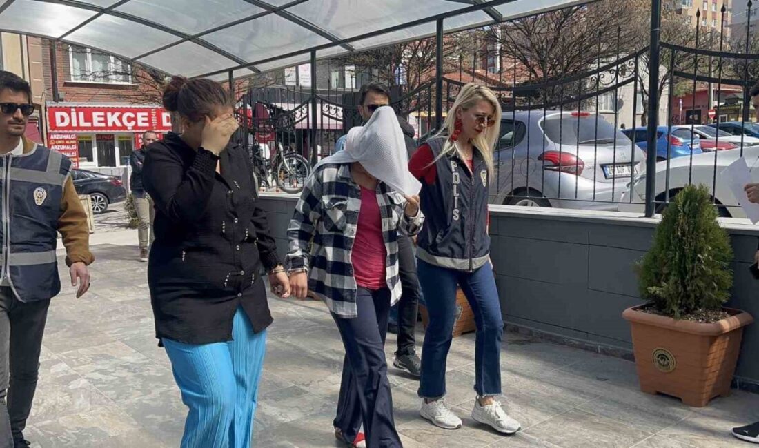 Hırsızlık suçundan toplam 161 suç kaydı ve 86 yıl hapis cezası firari kadın yakalandı Eskişehir’de hırsızlık suçundan 161 suç kaydı ve 86 yıl 11