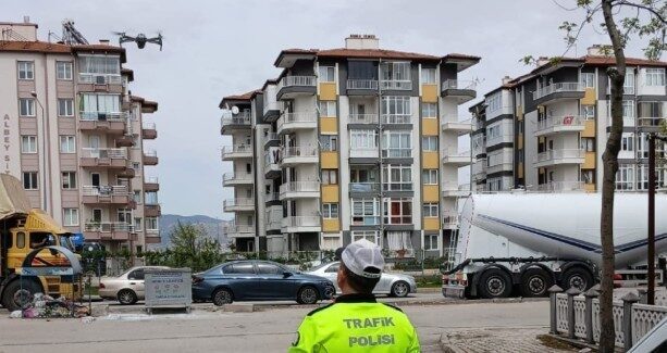 Isparta’da dron destekli trafik denetiminde kurallara uymayan 7 araca ceza Isparta’da gerçekleştirilen drone destekli trafik denetiminde, kırmızı ışık ihlali ve