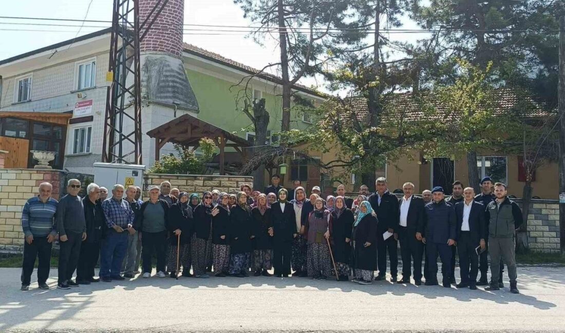 Köy sakinlerinin ihtiyaç ve talepleri dinlendi Gölpazarı Kaymakamı Feyza Nur Kılıç, İl Genel Meclis Üyesi Oktay