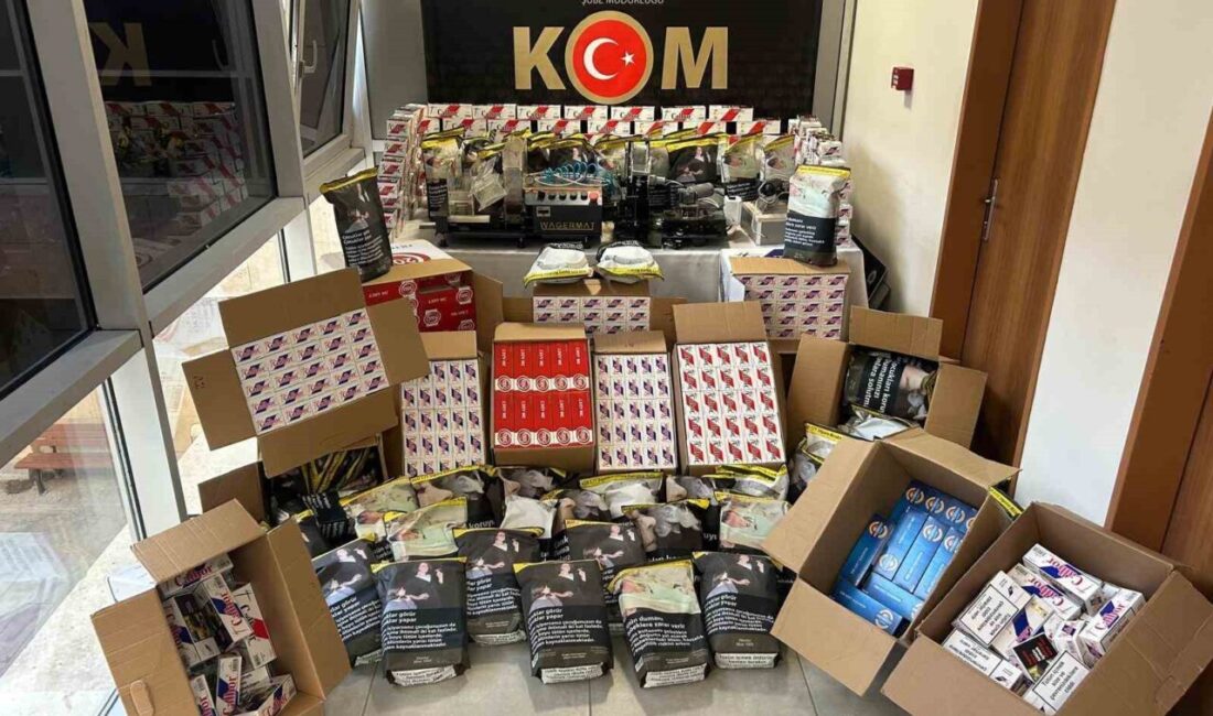 Kütahya’da kaçak tütün ve sigara operasyonu Kütahya’da polis ekiplerinin düzenlediği operasyonda, kaçak tütün ve makaron ele