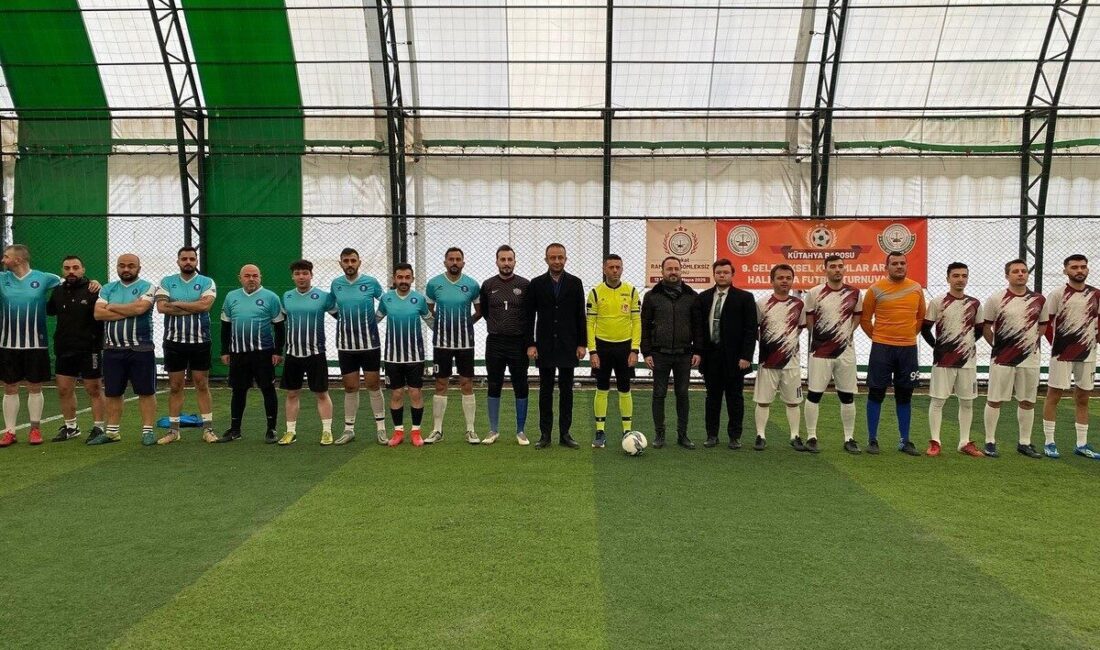 Kütahya’da Kurumlar Arası Futbol Turnuvası Kütahya Barosu tarafından düzenlenen Kurumlar Arası Futbol Turnuvası, Kütahya Belediyesi
