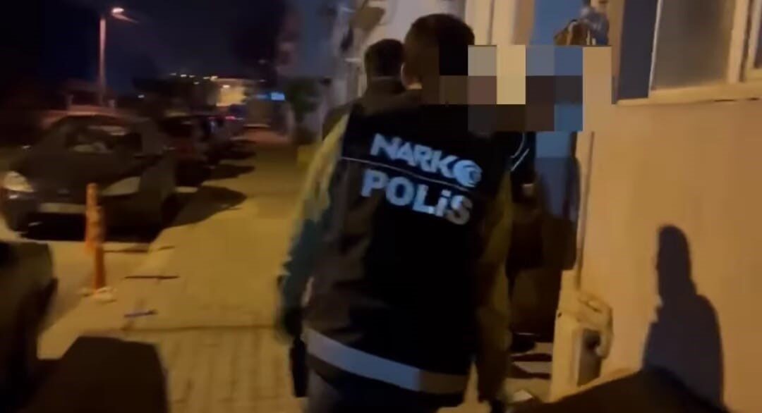 Narko ekiplerden “Zehirsiz bir Kütahya” için operasyon Kütahya İl Emniyet Müdürlüğü Narkotik Suçlarla Mücadele Şube Müdürlüğü ekipleri,