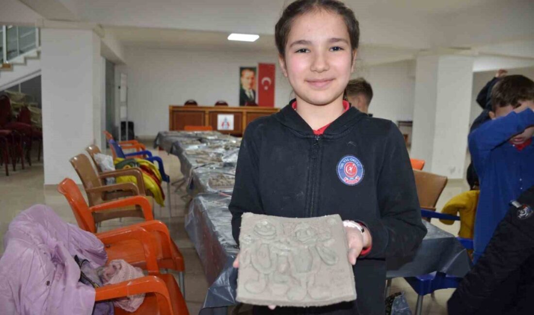 Bilecik’te 4’üncü sınıf öğretmeni Fatma Sönmez’in öğrencilerine bir anı oluşturmak