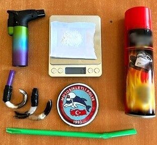 Polis bir haftada 8 bine yakın kişinin ve 2002 aracın sorgulamasını yaptı Afyonkarahisar’da polis tarafından son bir hafta içerisinde yapılan denetimlerde 8