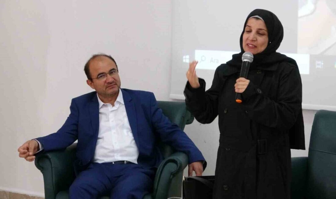 Prof. Dr. Uygun, gönüllü doktor olarak 65 gün görev yaptığı Gazze’de yaşadıklarını anlattı Kütahya Dumlupınar Üniversitesi “Gazze’de bir mutluluk hikayesi” başlıklı konferansa ev