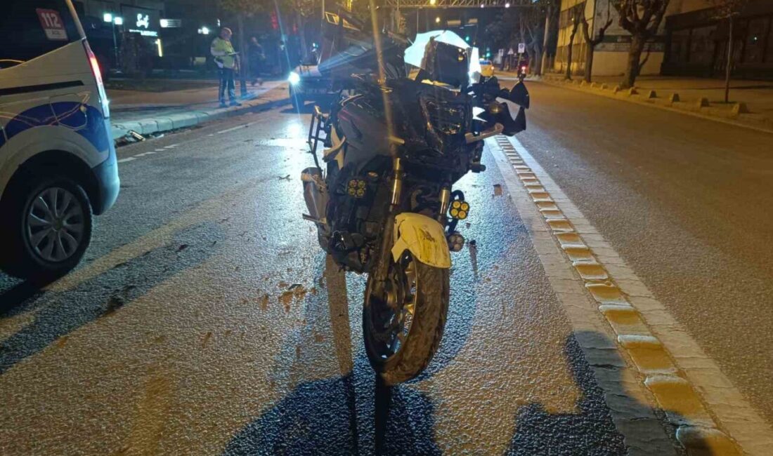Taksi ile çarpışarak yaralanan motosikletin sürücüsü alkollü çıktı Eskişehir’de bir taksi ile çarpışan ve 1.10 promil alkollü olduğu