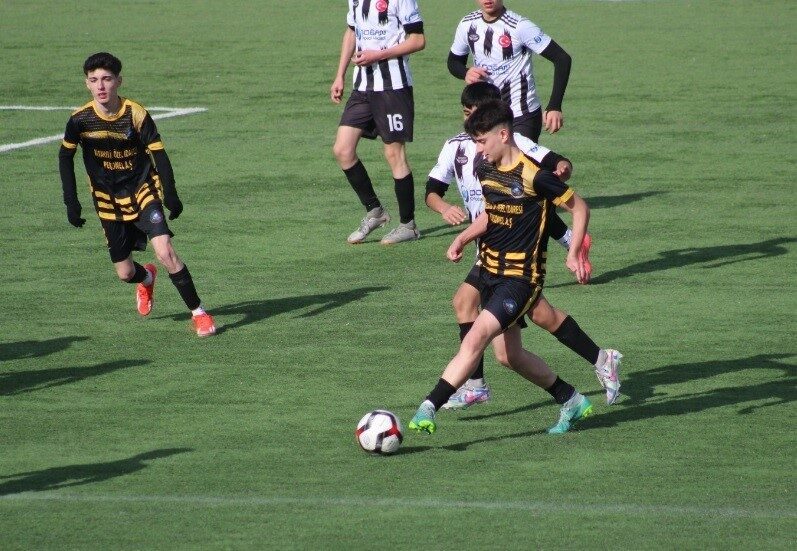 U17 Ligi’nde Batuhan Karagöz fırtınası Kütahya U17 Ligi’nde hafta sonu Asım Alkış stadında oynanan karşılaşmada