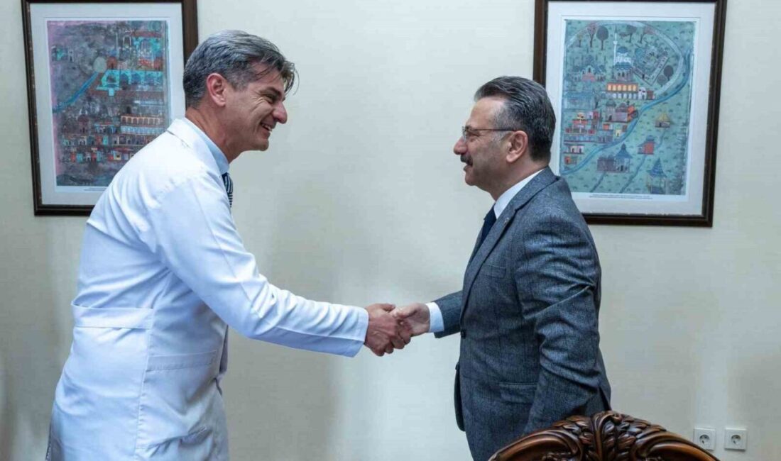 Eskişehir Valisi Hüseyin Aksoy, ’Dünya Veteriner Hekimler Günü’ dolayısıyla Eskişehir-Bilecik