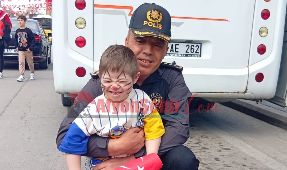 Afyonkarahisar’da 23 Nisan Ulusal Egemenlik ve Çocuk Bayramı, büyük bir