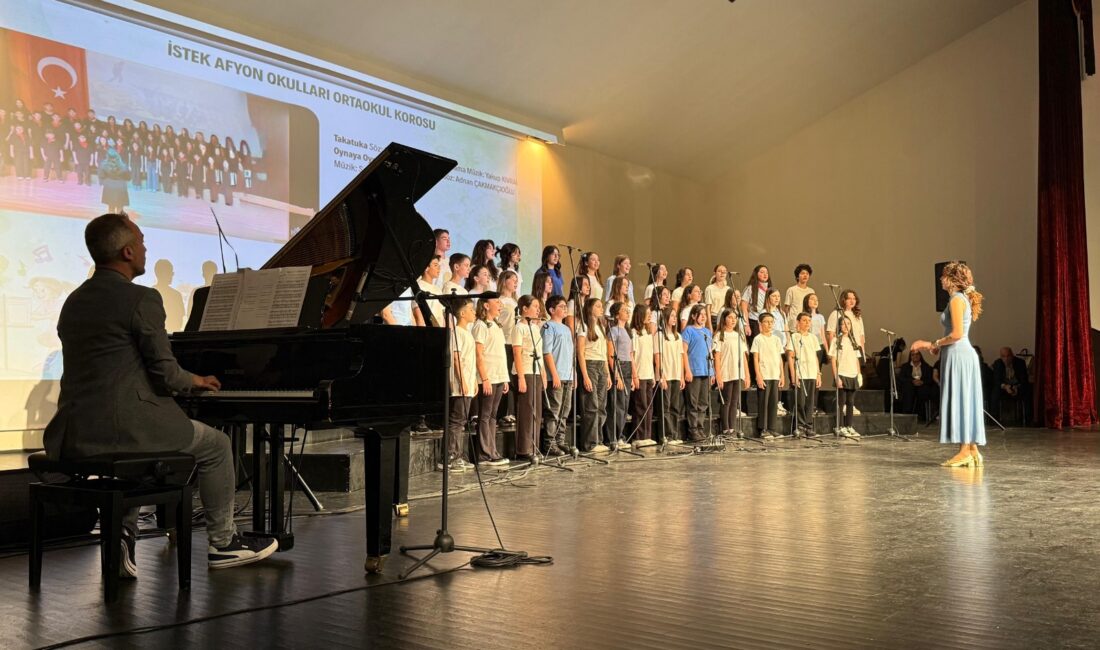 16. Afyonkarahisar 23 Nisan Çocuk Koroları Şenliği düzenlendi Afyon Kocatepe Üniversitesi (AKÜ) Devlet Konservatuvarı ve Devlet Konservatuvarı Mezunlar