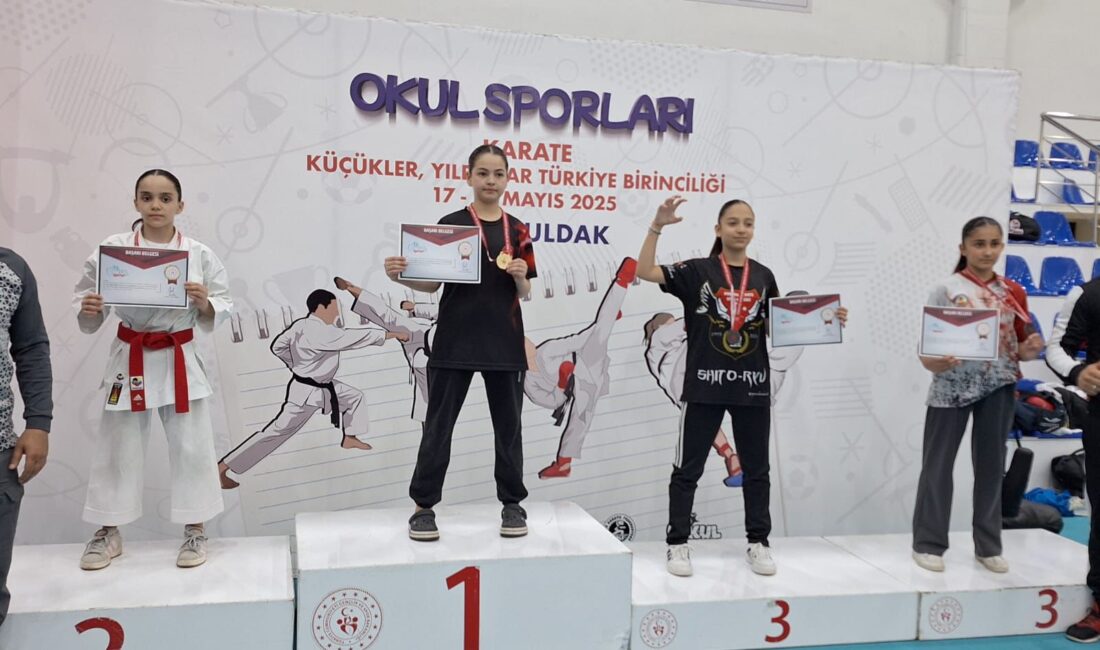 Afyonkarahisar’ın genç sporcusu Asel Sarıgül, Zonguldak’ta düzenlenen Orta Öğretimler Arası