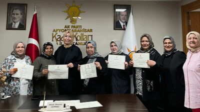 Afyonkarahisar AK Parti İl Kadın Kolları, merkezde bulunan 57 mahallede