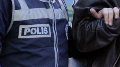 İstanbul'dan kızının Afyonkarahisar'daki mezuniyetine katılmak için yola çıkarken 100 bin