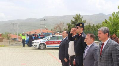 Dinar Kaymakamı Kemal Duru’nun katılımıyla Çiçektepe İlkokulu’nda Bilkent Üniversitesi öğrencilerinin