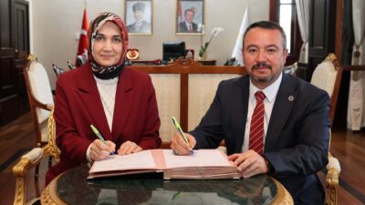 Afyonkarahisar’da sahipsiz hayvanların korunması amacıyla önemli bir adım atıldı. Vali