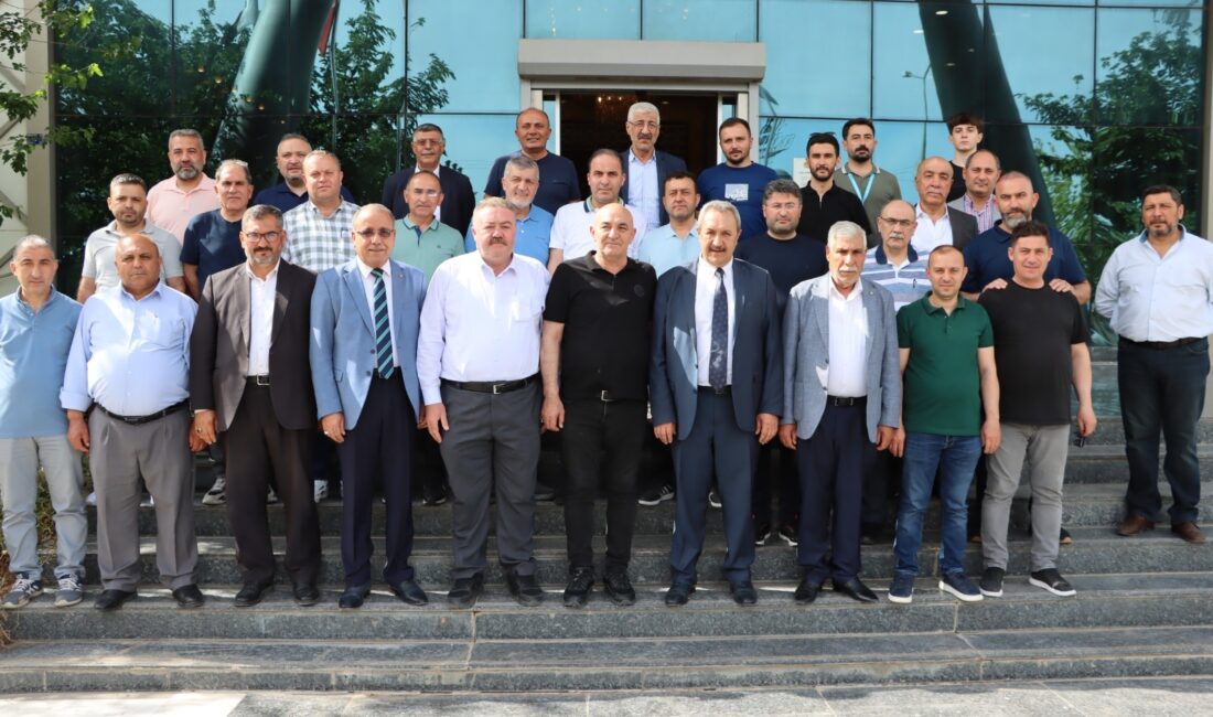 ATB heyetinden Şanlıurfa Ticaret Borsası’na ziyaret Afyonkarahisar Ticaret Borsası (ATB) Meclis Başkanı Ali Rıza Gürakar, ATB