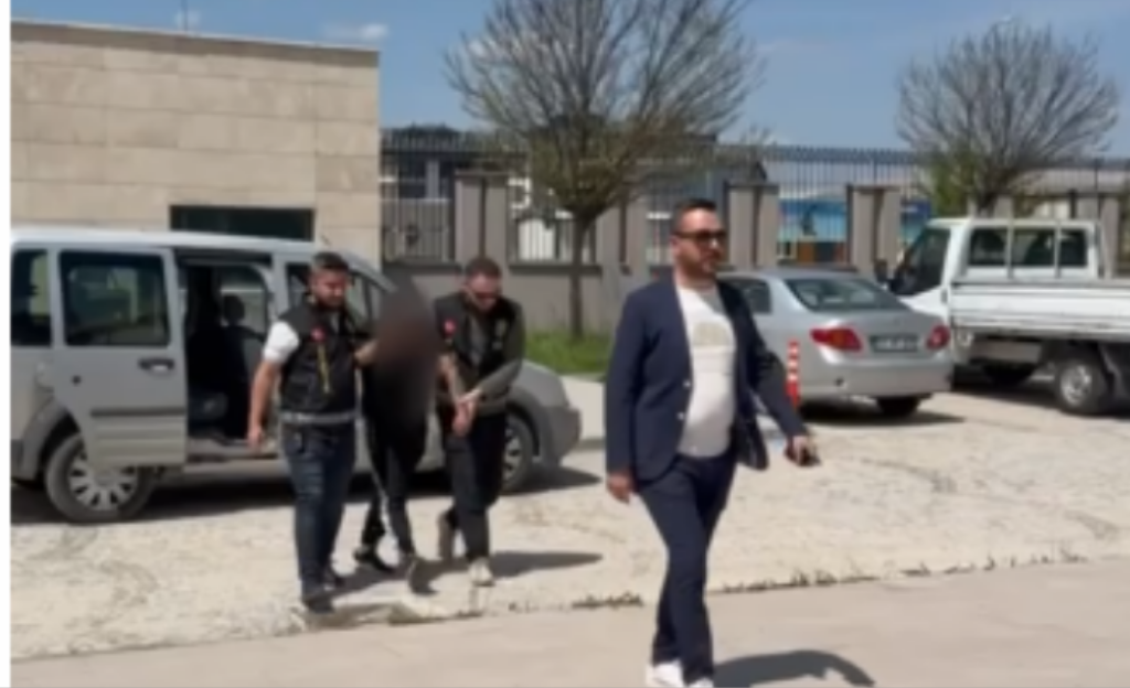5 farklı faili meçhul hırsızlık olayının faili yakalandı! Son bir ay içerisinde 5 ayrı işyerinden geceleyin hırsızlık yapan