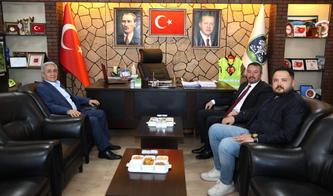 Ankara Vali Yardımcısı Akbaş, memleketi Sandıklı’yı ziyaret etti Sandıklı doğumlu olan Ankara Vali Yardımcısı Osman Akbaş, Sandıklı Kaymakamı
