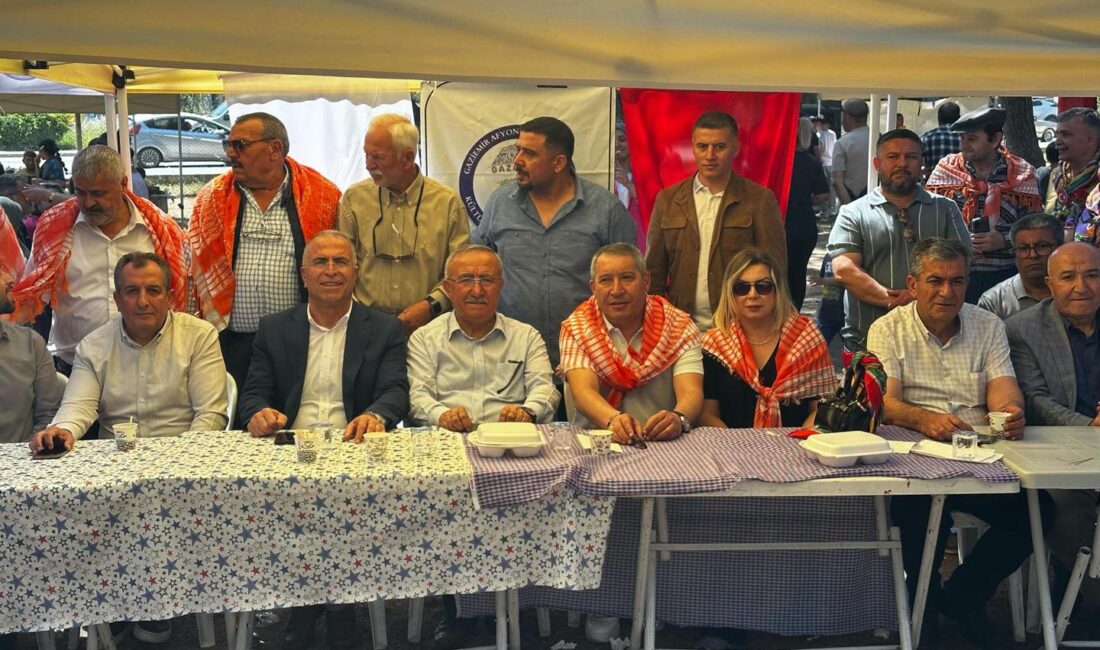 Başkan Topçu, İzmir’de hemşehrileriyle buluştu Dinar Belediye Başkanı Veysel Topçu, Afyonkarahisar Dinar Kadılar Okçular Kültür