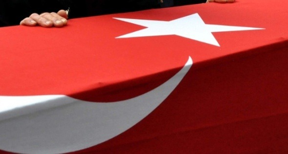 Afyonkarahisar'a bağlı Beyyazı beldesine kayıtlı J.Uzm.Çvş. Tayfun Şahintepe elektrikli bisikletten