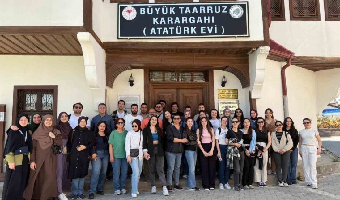 AFSÜ Eczacılık Öğrencileri Şuhut’ta tarih ve kültürle buluştu Afyonkarahisar Sağlık Bilimleri Üniversitesi Eczacılık Fakültesi 5. sınıf öğrencileri, Şuhut