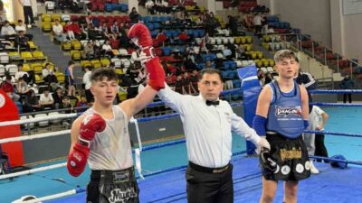 Muay Thai Türkiye Şampiyonası’nda 71 kg kategorisinde altın madalya kazanan