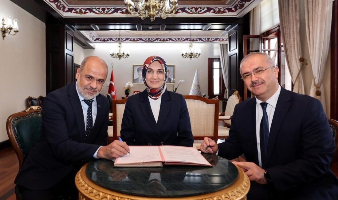 Afyonkarahisar’da genç çiftlere birçok alanda indirim yapılacak Afyonkarahisar’da 2025 yılı “Aile Yılı” çerçevesinde başlatılan kampanya ile genç