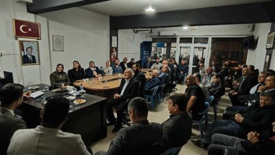 AK Parti Dinar İlçe Danışma Meclisi Toplantısı, parti binasında geniş