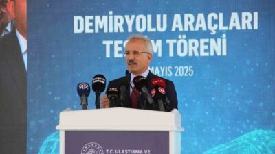 Eskişehir’de TÜRASAŞ Araç Teslim Töreni’nde konuşan Ulaştırma ve Altyapı Bakanı